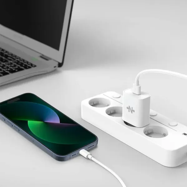 CONNECT - Chargeur Secteur USB Charge Rapide 18W Blanc