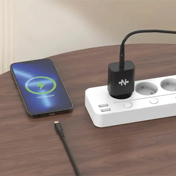 CONNECT - Chargeur Secteur USB-C 20W Noir