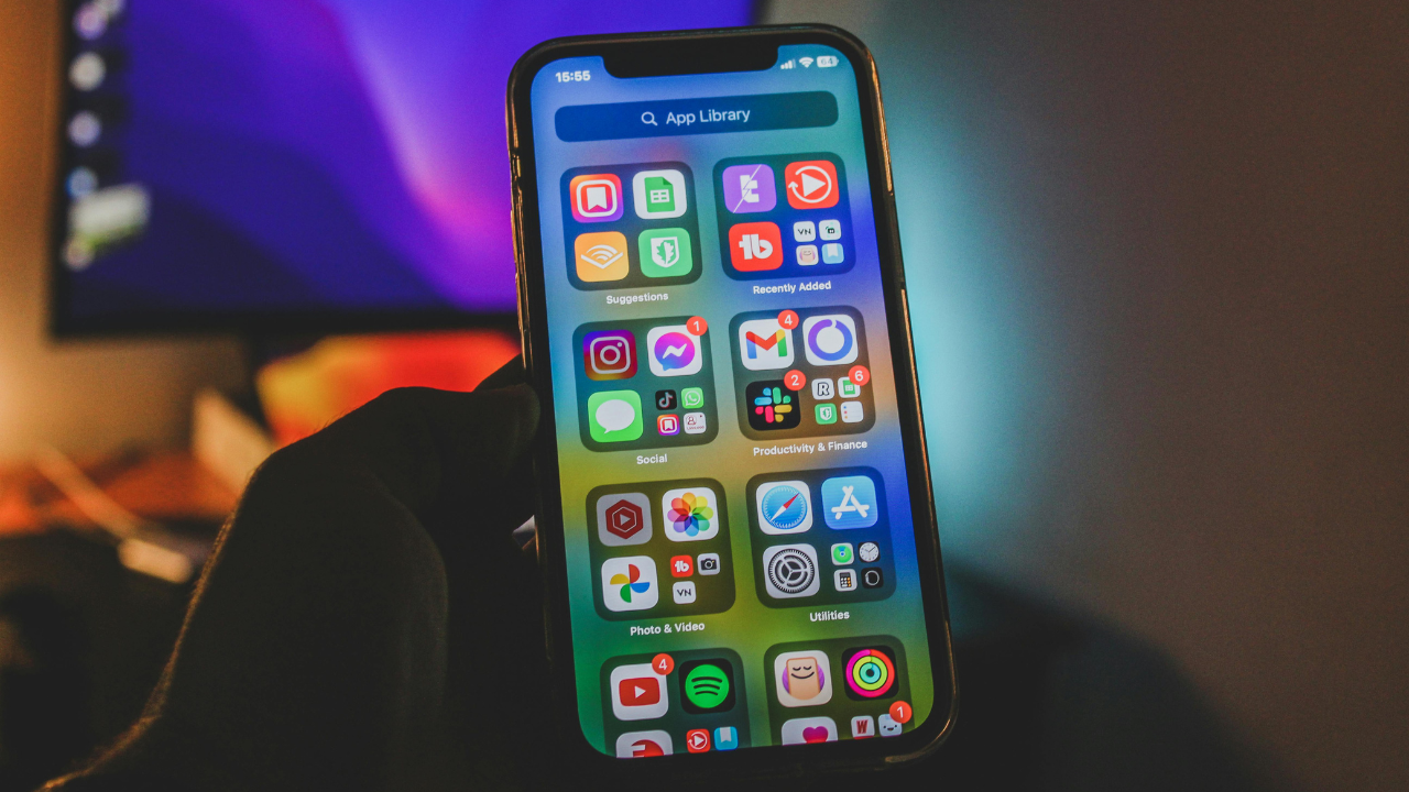 iPhone d’occasion : 7 vérifications à faire avant d’acheter (batterie, Phonecheck, pièces, blocage…)