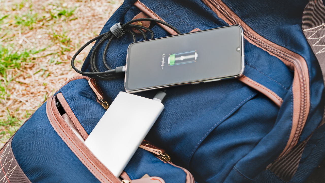 Batterie externe pour les vacances ou un week-end prolongé : quelle capacité choisir ?