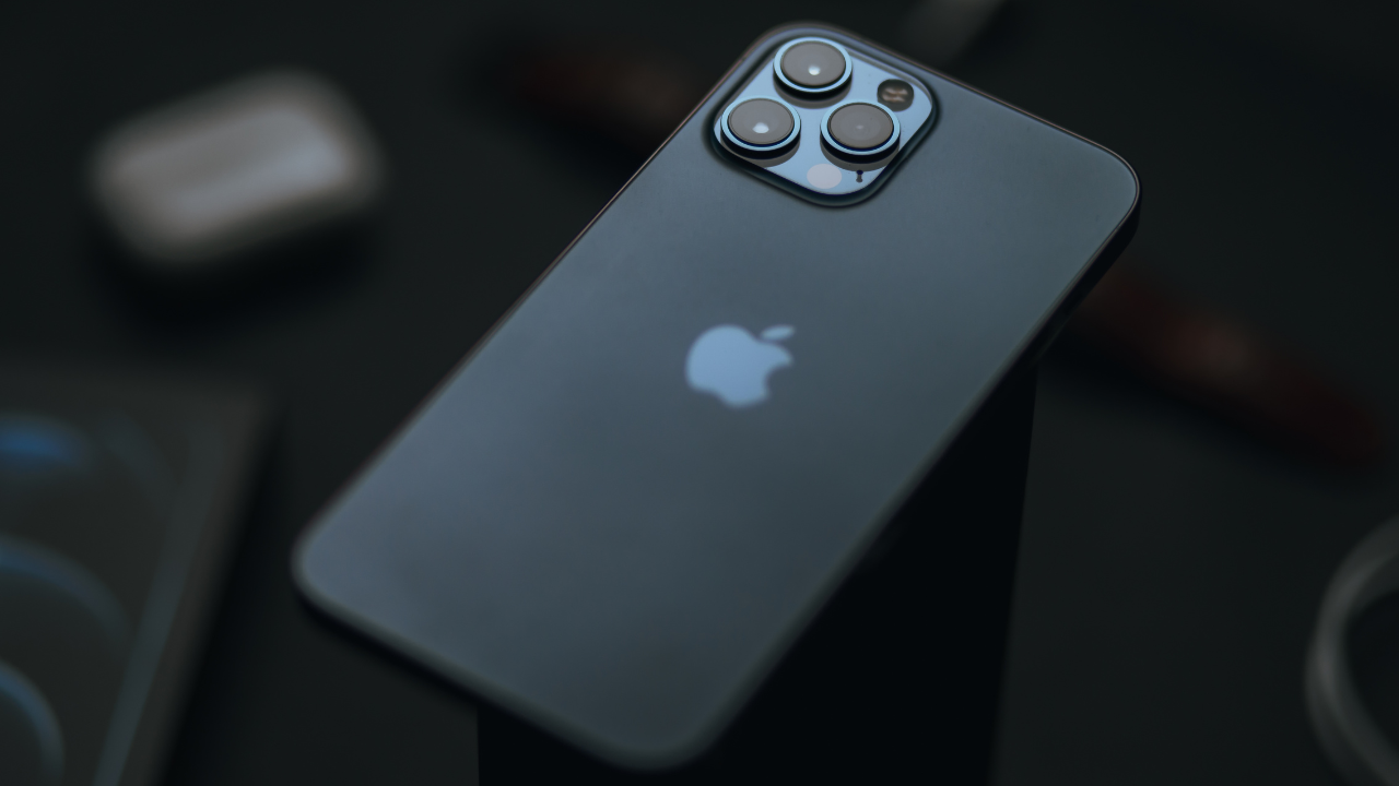 iPhone 18 repoussé : pourquoi l’iPhone 17 pourrait ne pas baisser et les Pro coûter plus cher ?
